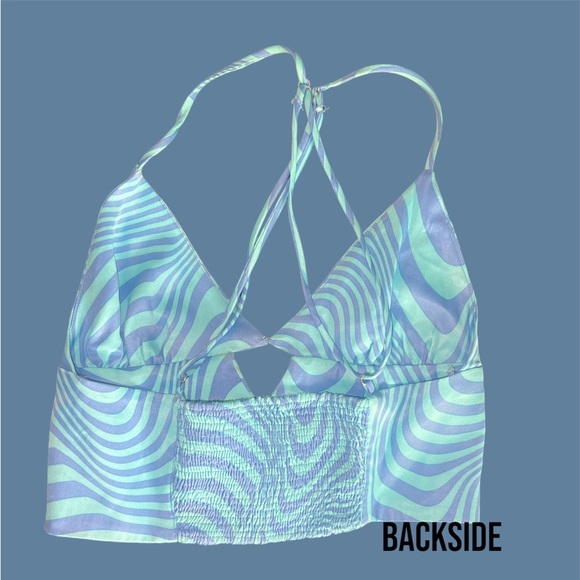 zara striped blue crop top. worn once but in perfect condition like brand new. - Picture 2 of 2